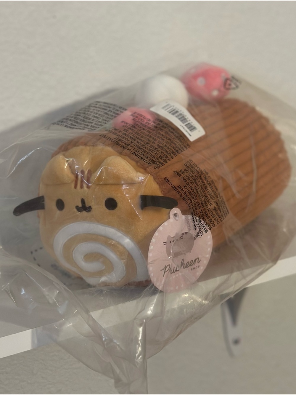 Pusheen Yule log